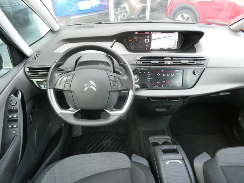 Photo 4 de l'offre de CITROEN GRAND C4 SPACETOURER 1.2 PureTech 130 EAT8 PACK GPS Key Less Attel 5PL à 16950€ chez Mérignac auto