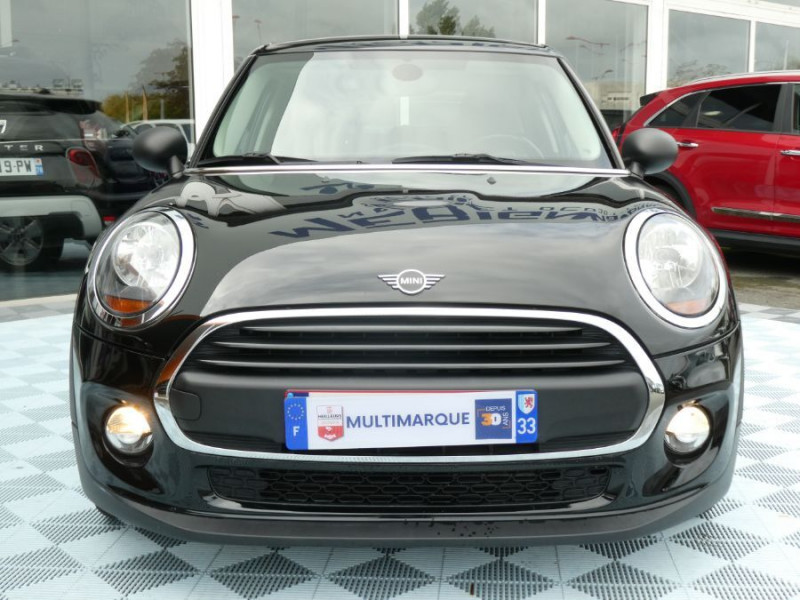 Photo 8 de l'offre de MINI MINI III ONE D 95 BVM6 GPS Clim Auto Privacy Glass Suivi Complet à 14980€ chez Mérignac auto