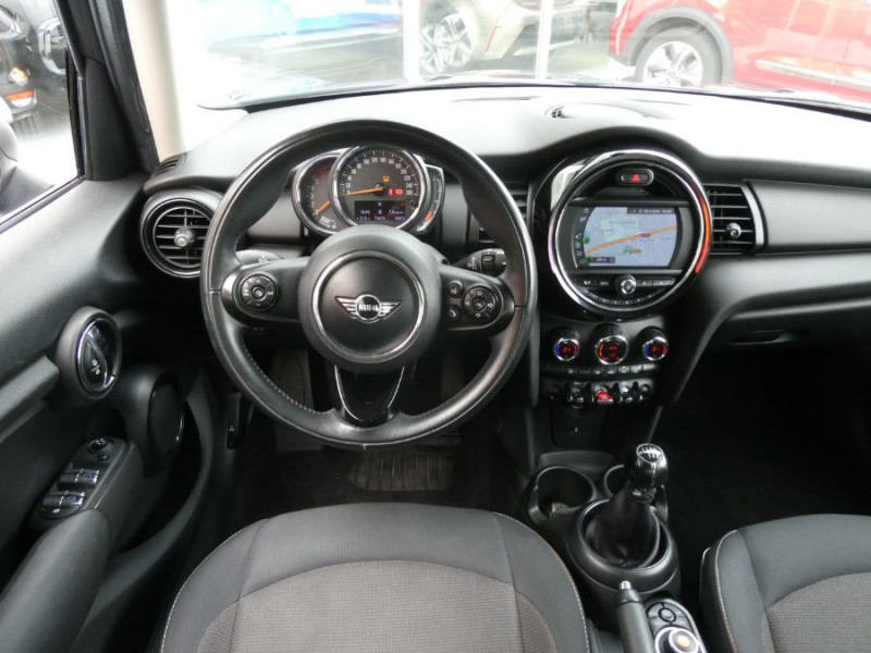 Photo 4 de l'offre de MINI MINI III ONE D 95 BVM6 GPS Clim Auto Privacy Glass Suivi Complet à 14980€ chez Mérignac auto