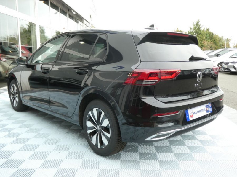 Photo 11 de l'offre de VOLKSWAGEN GOLF VIII 2.0 TDI 150 DSG7 ACTIVE GPS Camera ACC Carplay à 30650€ chez Mérignac auto