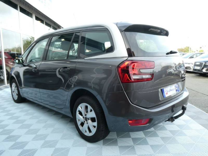 Photo 11 de l'offre de CITROEN GRAND C4 SPACETOURER 1.2 PureTech 130 EAT8 PACK GPS Key Less Attel 5PL à 16950€ chez Mérignac auto