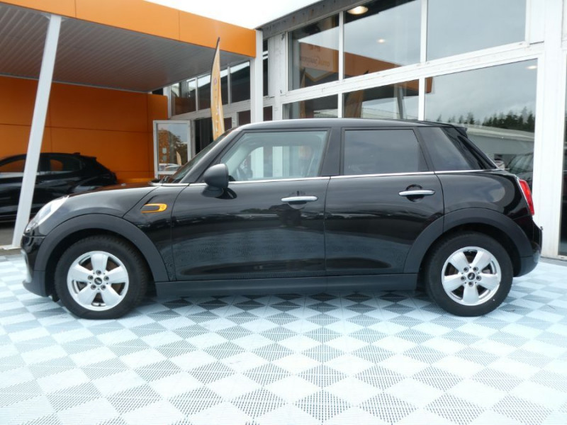 Photo 12 de l'offre de MINI MINI III ONE D 95 BVM6 GPS Clim Auto Privacy Glass Suivi Complet à 14980€ chez Mérignac auto