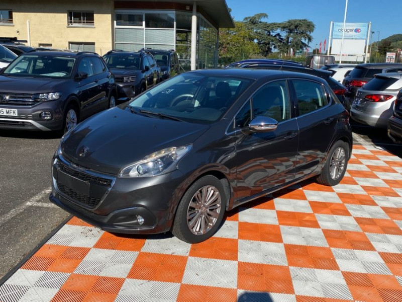 Photo 26 de l'offre de PEUGEOT 208 1.2 PureTech 82 ALLURE 5P à 9900€ chez Mérignac auto