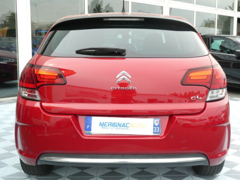 Photo 8 de l'offre de CITROEN C4 1.2 PureTech 110 FEEL CLIM Auto RS à 10950€ chez Mérignac auto