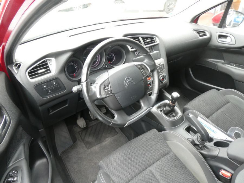 Photo 11 de l'offre de CITROEN C4 1.2 PureTech 110 FEEL CLIM Auto RS à 10950€ chez Mérignac auto