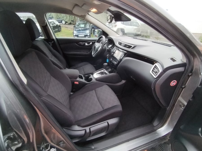 Photo 11 de l'offre de NISSAN QASHQAI II 1.6 DCI 130 XTRONIC CONNECT Safety Shield Attel. à 15750€ chez Mérignac auto