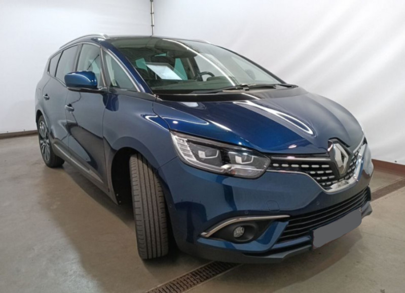 Photo 2 de l'offre de RENAULT GRAND SCENIC IV 1.7 DCi 120 BVA INITIALE PARIS CUIR Toit Pano Bose 7PL Attel. à 25990€ chez Mérignac auto