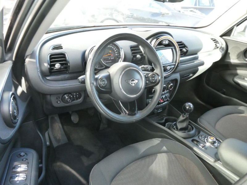 Photo 12 de l'offre de MINI CLUBMAN III ONE D 116 BVM6 GPS Radars Clim Auto Suivi Complet à 17490€ chez Mérignac auto