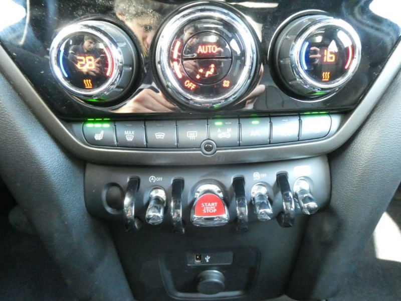 Photo 25 de l'offre de MINI COUNTRYMAN (F60) 2.0 178 BVA ALL4 COOPER S CUIR TOIT Pano JA18 Attel. à 29950€ chez Mérignac auto