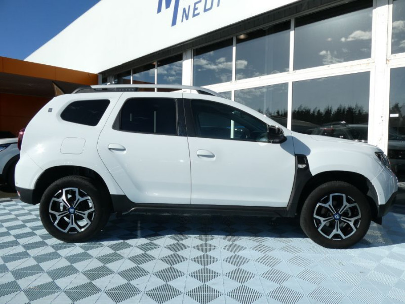 Photo 12 de l'offre de DACIA DUSTER 1.0 Eco-G 100 GPL BVM6 4X2 15ANS GPS Camera Attel. 1ère Main à 17450€ chez Mérignac auto