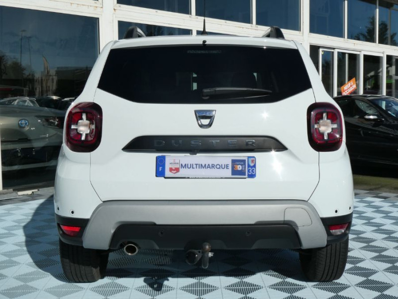 Photo 9 de l'offre de DACIA DUSTER 1.0 Eco-G 100 GPL BVM6 4X2 15ANS GPS Camera Attel. 1ère Main à 17450€ chez Mérignac auto