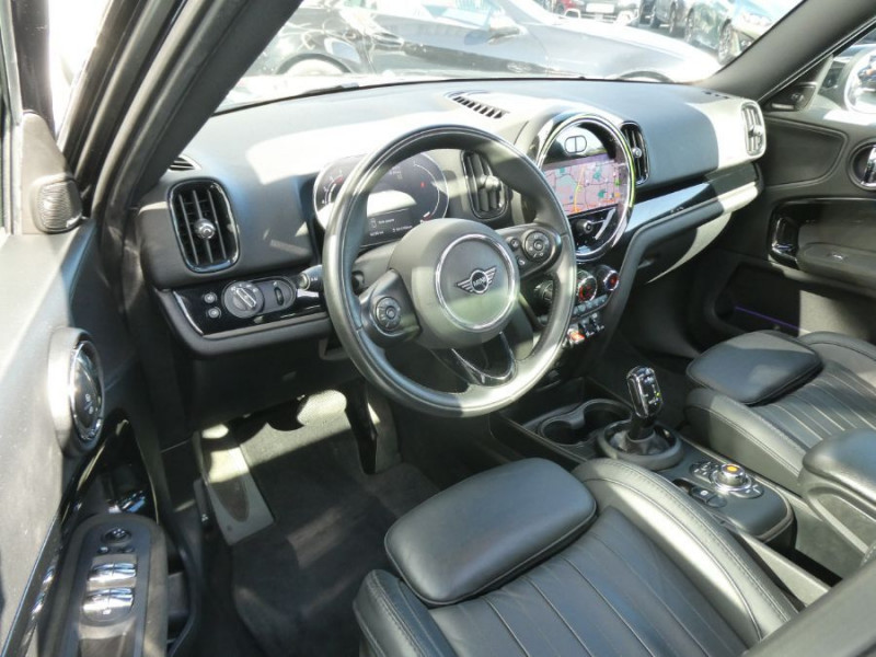 Photo 16 de l'offre de MINI COUNTRYMAN (F60) 2.0 178 BVA ALL4 COOPER S CUIR TOIT Pano JA18 Attel. à 29950€ chez Mérignac auto