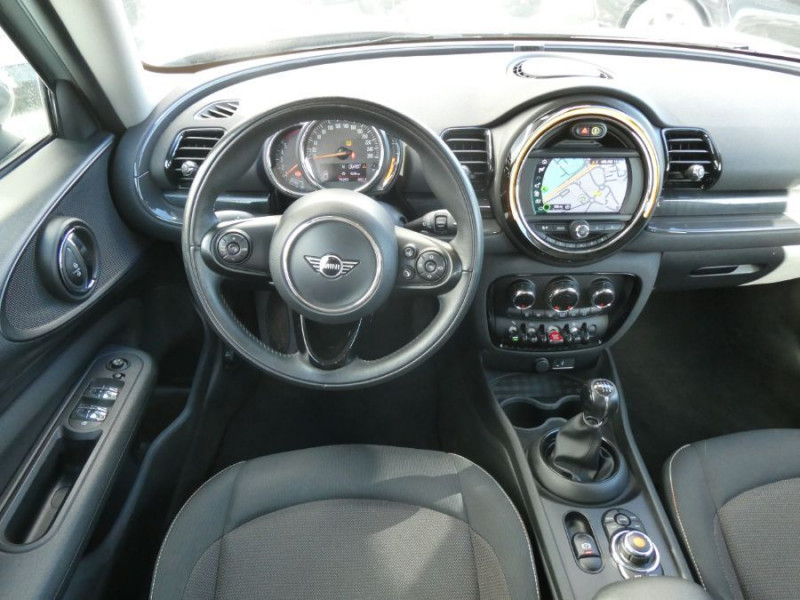 Photo 4 de l'offre de MINI CLUBMAN III ONE D 116 BVM6 GPS Radars Clim Auto Suivi Complet à 17490€ chez Mérignac auto