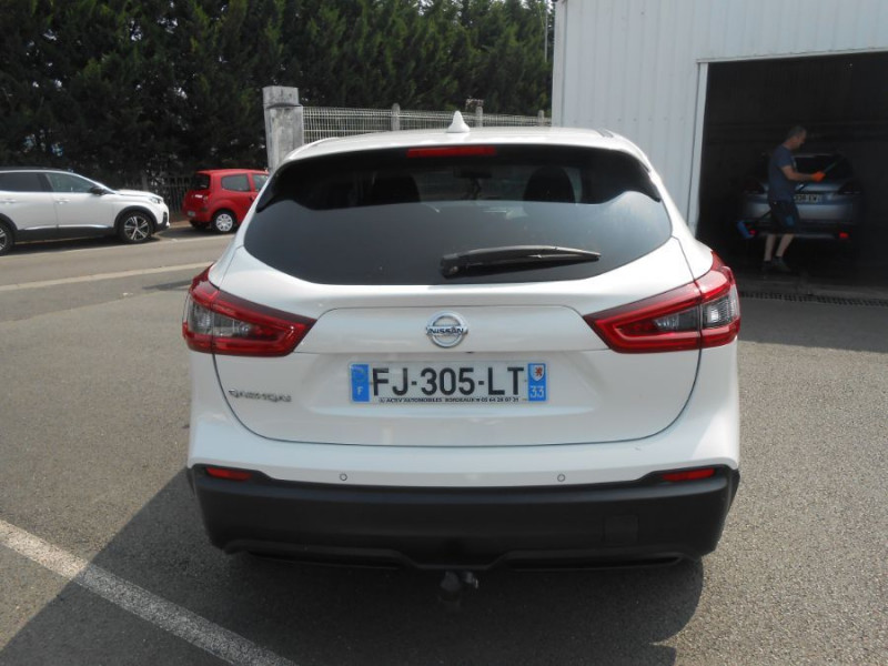 Photo 8 de l'offre de NISSAN QASHQAI II 1.5 DCI 110 BVM6 Ph.2 ACENTA PACK CONNECT Camera Attel. à 13750€ chez Mérignac auto