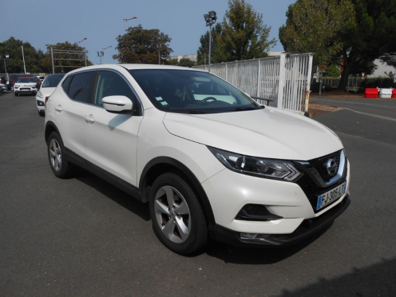 Photo 2 de l'offre de NISSAN QASHQAI II 1.5 DCI 110 BVM6 Ph.2 ACENTA PACK CONNECT Camera Attel. à 13750€ chez Mérignac auto