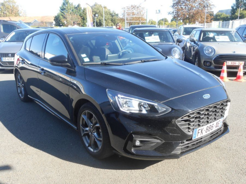 Photo 2 de l'offre de FORD FOCUS 1.0 EcoBoost 125 BVM6 ST-LINE Camera 1ère Main à 14450€ chez Mérignac auto