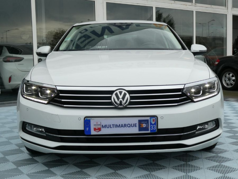 Photo 9 de l'offre de VOLKSWAGEN PASSAT 1.4 TSI 150 BVM6 CONFORTLINE GPS Camera Key Less à 20990€ chez Mérignac auto