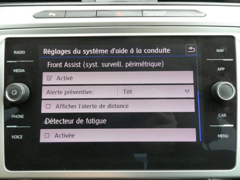 Photo 23 de l'offre de VOLKSWAGEN PASSAT 1.4 TSI 150 BVM6 CONFORTLINE GPS Camera Key Less à 20990€ chez Mérignac auto