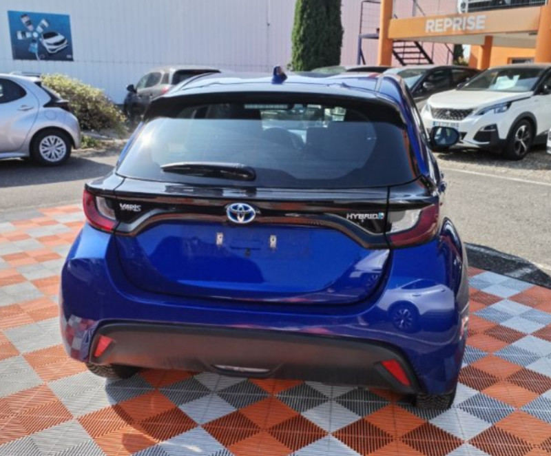 Photo 3 de l'offre de TOYOTA YARIS IV HYBRIDE 116H BVA DYNAMIC GPS Camera ACC à 19280€ chez Mérignac auto