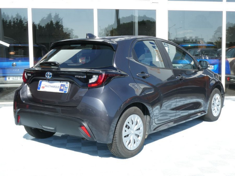 Photo 2 de l'offre de TOYOTA YARIS IV HYBRIDE 116H BVA DYNAMIC GPS Camera ACC à 19480€ chez Mérignac auto