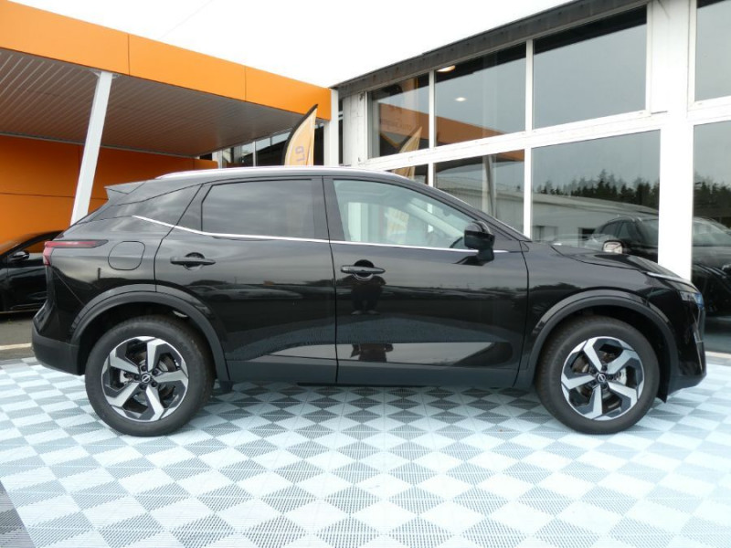 Photo 9 de l'offre de NISSAN QASHQAI 1.3 MILD HYBRID 158 Xtronic 2WD N-CONNECTA TOIT Pano Hayon EL. PK Hiver à 28450€ chez Mérignac auto