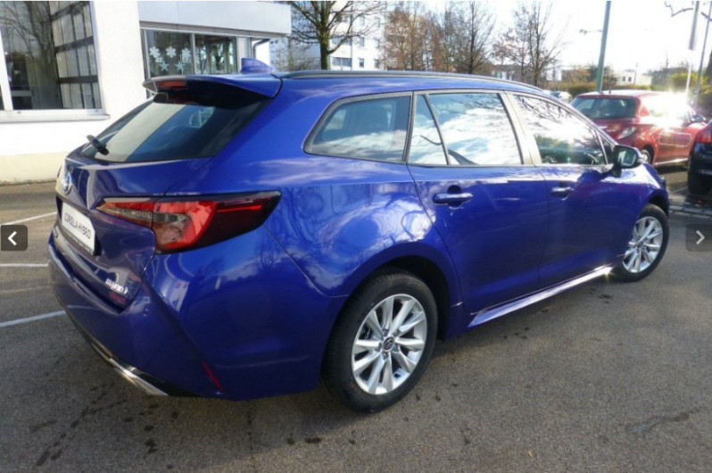 Photo 10 de l'offre de TOYOTA COROLLA (2) XII TOURING SPORTS 1.8 HYBRIDE 140H BVA Ph.2 DYNAMIC GPS Camera à 26490€ chez Mérignac auto