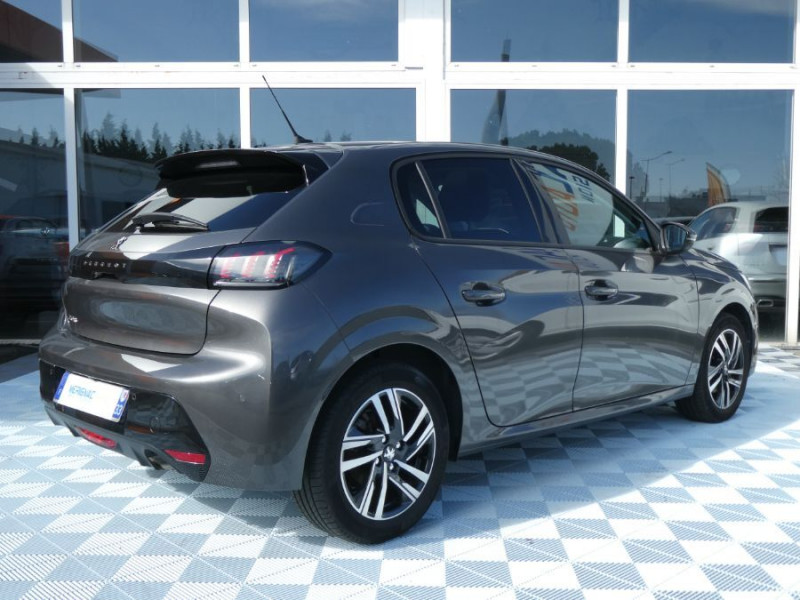 Photo 11 de l'offre de PEUGEOT 208 II 1.5 BlueHDi 100 BVM6 ALLURE PACK GPS Cockpit 3D ACC à 19790€ chez Mérignac auto