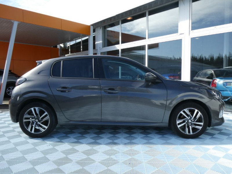 Photo 8 de l'offre de PEUGEOT 208 II 1.5 BlueHDi 100 BVM6 ALLURE PACK GPS Cockpit 3D ACC à 19790€ chez Mérignac auto