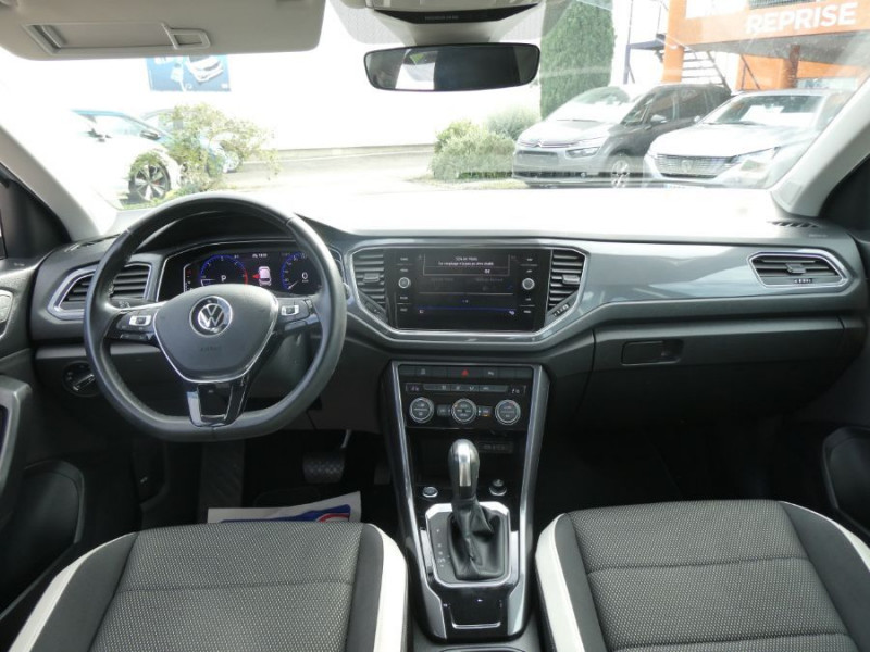 Photo 4 de l'offre de VOLKSWAGEN T-ROC 2.0 TDI 150 DSG7 CARAT GP Camera Attel. à 27500€ chez Mérignac auto