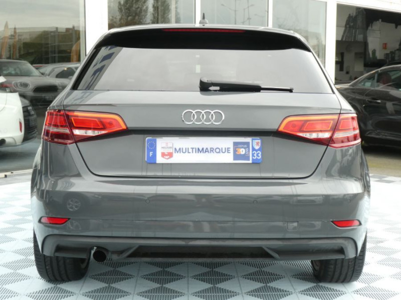 Photo 8 de l'offre de AUDI A3 SPORTBACK 1.0 TFSI 115 BVM6 DESIGN LUXE CUIR GPS JA18 à 18900€ chez Mérignac auto