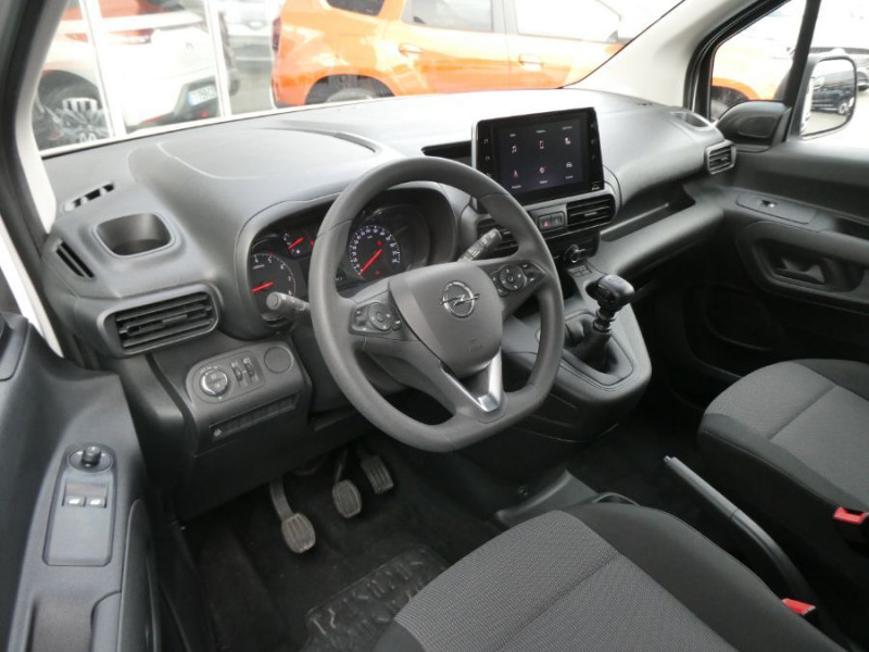 Photo 12 de l'offre de OPEL COMBO LIFE 1.5 DIESEL 100 BVM6 EDITION CarPlay Radar Privacy Glass à 23450€ chez Mérignac auto