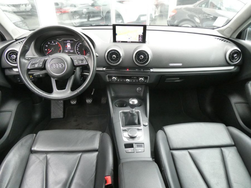 Photo 12 de l'offre de AUDI A3 SPORTBACK 1.0 TFSI 115 BVM6 DESIGN LUXE CUIR GPS JA18 à 18900€ chez Mérignac auto