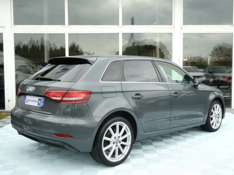 Photo 3 de l'offre de AUDI A3 SPORTBACK 1.0 TFSI 115 BVM6 DESIGN LUXE CUIR GPS JA18 à 18900€ chez Mérignac auto