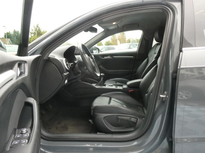 Photo 14 de l'offre de AUDI A3 SPORTBACK 1.0 TFSI 115 BVM6 DESIGN LUXE CUIR GPS JA18 à 18900€ chez Mérignac auto