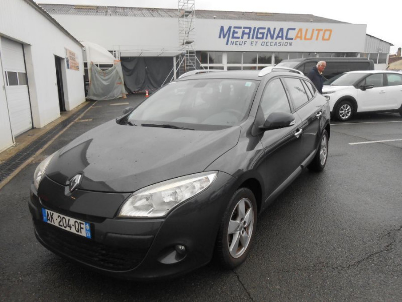 Renault MEGANE ESTATE III 1.5 DCI 110 BVM6 DYNAMIQUE 1ère Main Entretien Suivi DIESEL GRIS ECLIPSE Occasion à vendre