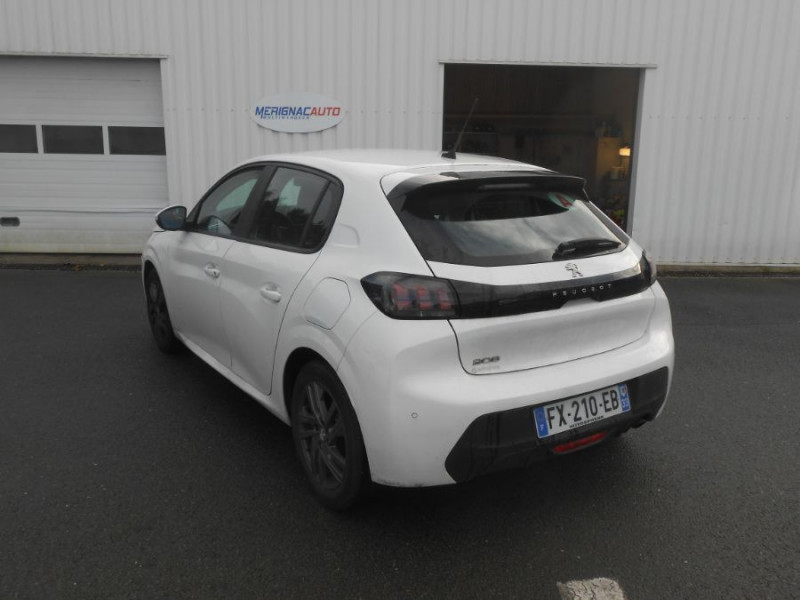 Photo 6 de l'offre de PEUGEOT 208 II 1.2 PureTech 100 BVM6 ACTIVE BUSINESS CarPlay JA16 à 13450€ chez Mérignac auto