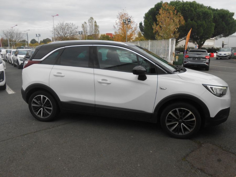 Photo 3 de l'offre de OPEL CROSSLAND X 1.2 Turbo 110 BVM6 DESIGN 120ANS Camera 1ère Main à 11950€ chez Mérignac auto