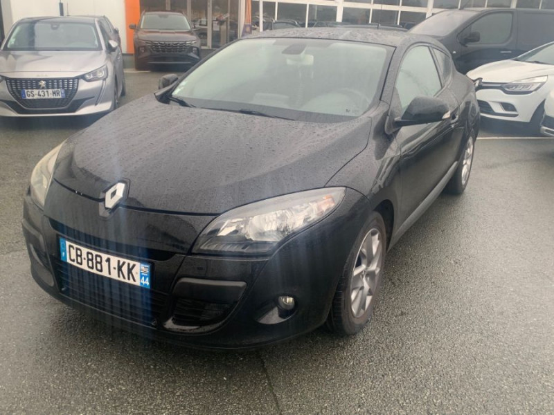 Photo 8 de l'offre de RENAULT MEGANE COUPE III 1.5 DCI 90 GPS Privacy Glass à 8450€ chez Mérignac auto