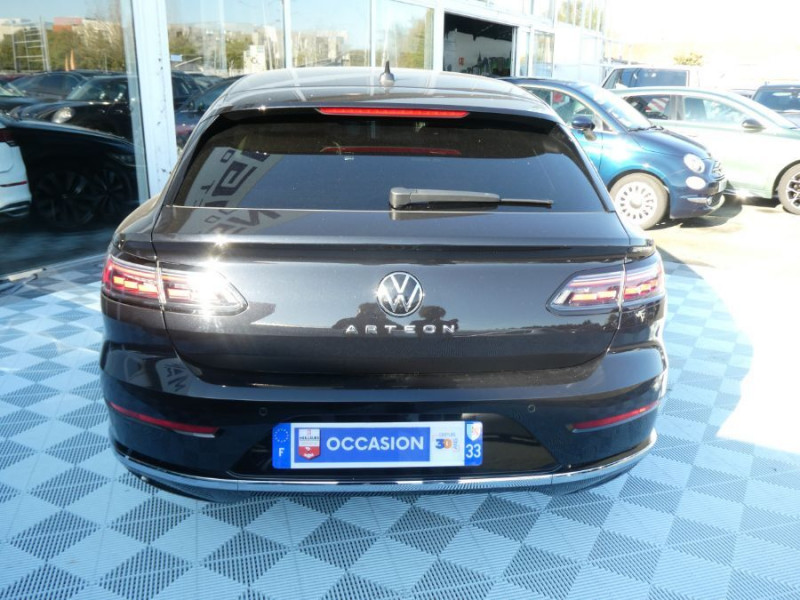 Photo 33 de l'offre de VOLKSWAGEN ARTEON SHOOTING BRAKE 2.0 TDI 150 DSG7 ELEGANCE JA18 Camera ACC Hayon EL. à 35950€ chez Mérignac auto