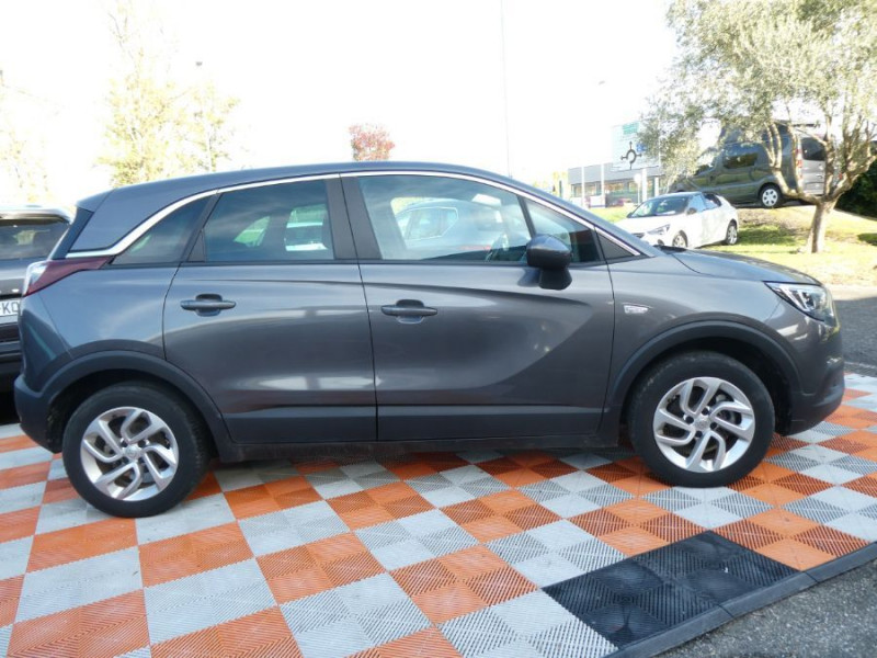 Photo 3 de l'offre de OPEL CROSSLAND X 1.2 Turbo 110 BVM6 ELEGANCE Radar CarPlay à 13750€ chez Mérignac auto