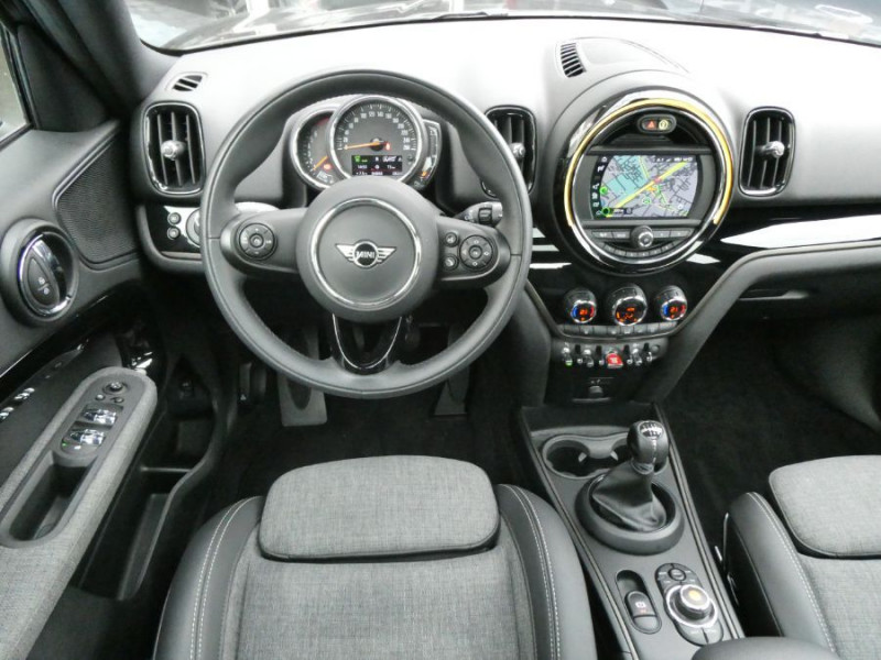 Photo 18 de l'offre de MINI COUNTRYMAN (F60) ONE 102 BVM6 LONGSTONE TOE Camera Hayon EL. à 24950€ chez Mérignac auto