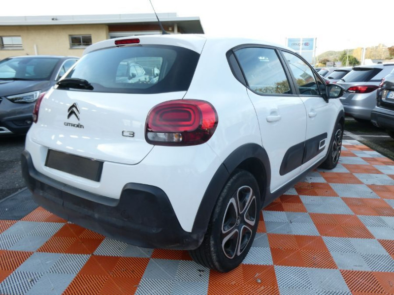 Photo 12 de l'offre de CITROEN C3 Société NEW 1.5 BlueHDi 100 BVM6 FEEL NAV Radar 2PL 8750€HT à 8750€ chez Mérignac auto