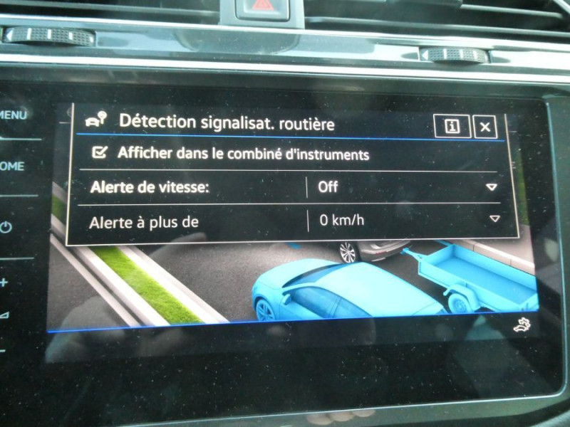 Photo 23 de l'offre de VOLKSWAGEN TIGUAN II (2) 2.0 TDI 150 DSG 2WD ELEGANCE GPS Camera ACC Hayon EL.Attel. à 31950€ chez Mérignac auto