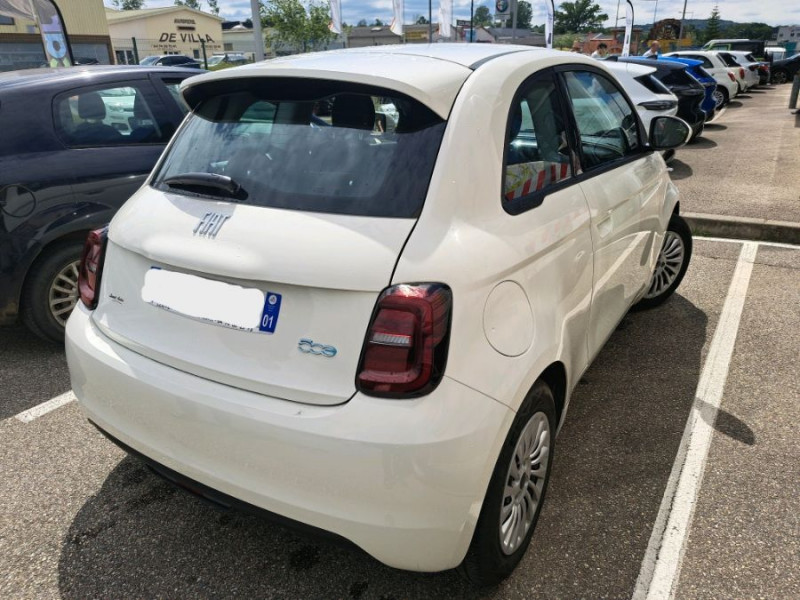 Photo 2 de l'offre de FIAT 500 III E 95 23.8KWH ACTION à 13450€ chez Mérignac auto