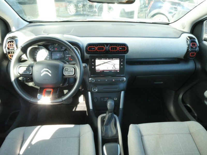 Photo 15 de l'offre de CITROEN C3 AIRCROSS 1.2 PureTech 130 EAT6 SHINE GPS Camera Radars à 14890€ chez Mérignac auto