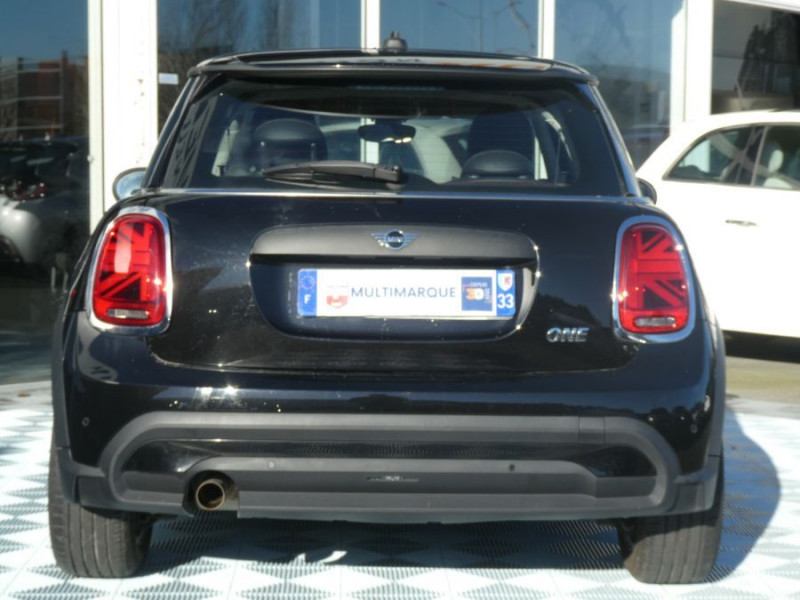 Photo 9 de l'offre de MINI MINI III (F56) NEW 102 BVA ONE GPS LED CarPlay Sièges Sport à 21450€ chez Mérignac auto