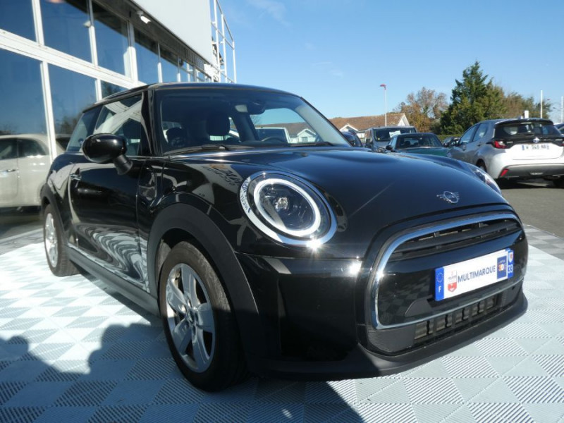 Photo 2 de l'offre de MINI MINI III (F56) NEW 102 BVA ONE GPS LED CarPlay Sièges Sport à 21450€ chez Mérignac auto