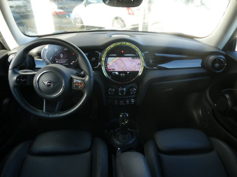 Photo 13 de l'offre de MINI MINI III (F56) NEW 102 BVA ONE GPS LED CarPlay Sièges Sport à 21450€ chez Mérignac auto