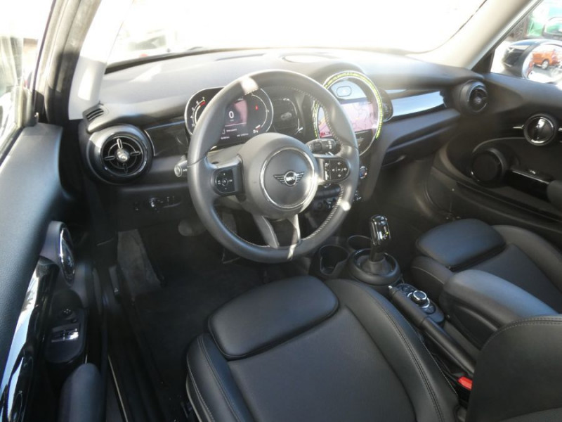 Photo 14 de l'offre de MINI MINI III (F56) NEW 102 BVA ONE GPS LED CarPlay Sièges Sport à 21450€ chez Mérignac auto