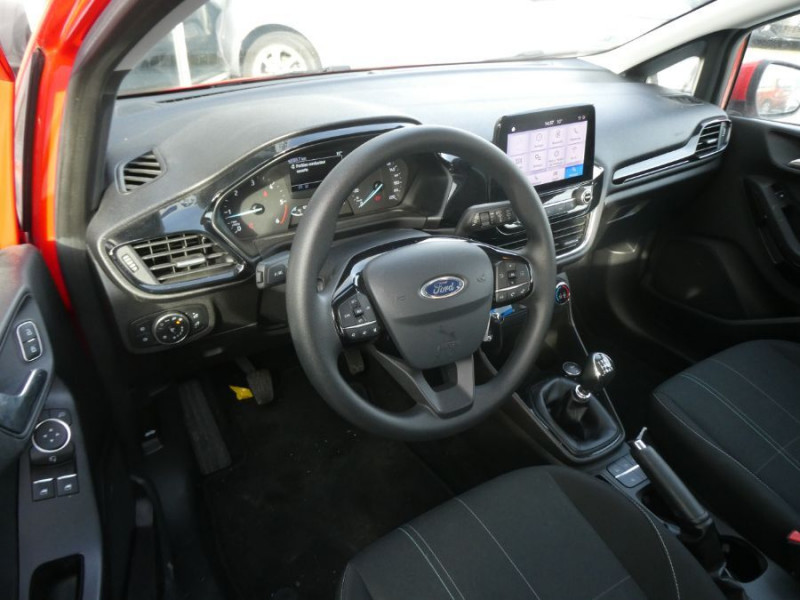 Photo 14 de l'offre de FORD FIESTA VI 1.5 TDCI 85 BVM6 COOL & CONNECT Camera CarPlay Radars à 13950€ chez Mérignac auto